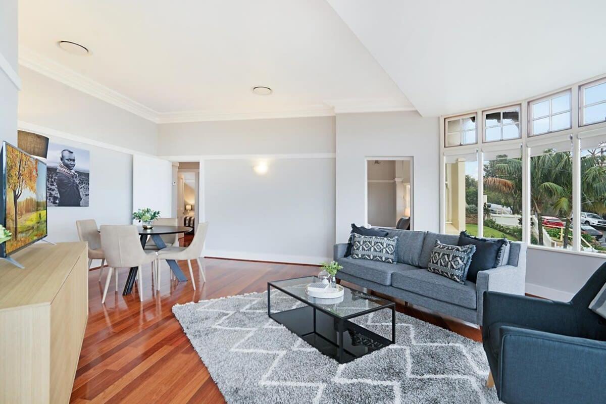 Huge Harbour View Apartment In Historic Home Sydney Eksteriør bilde