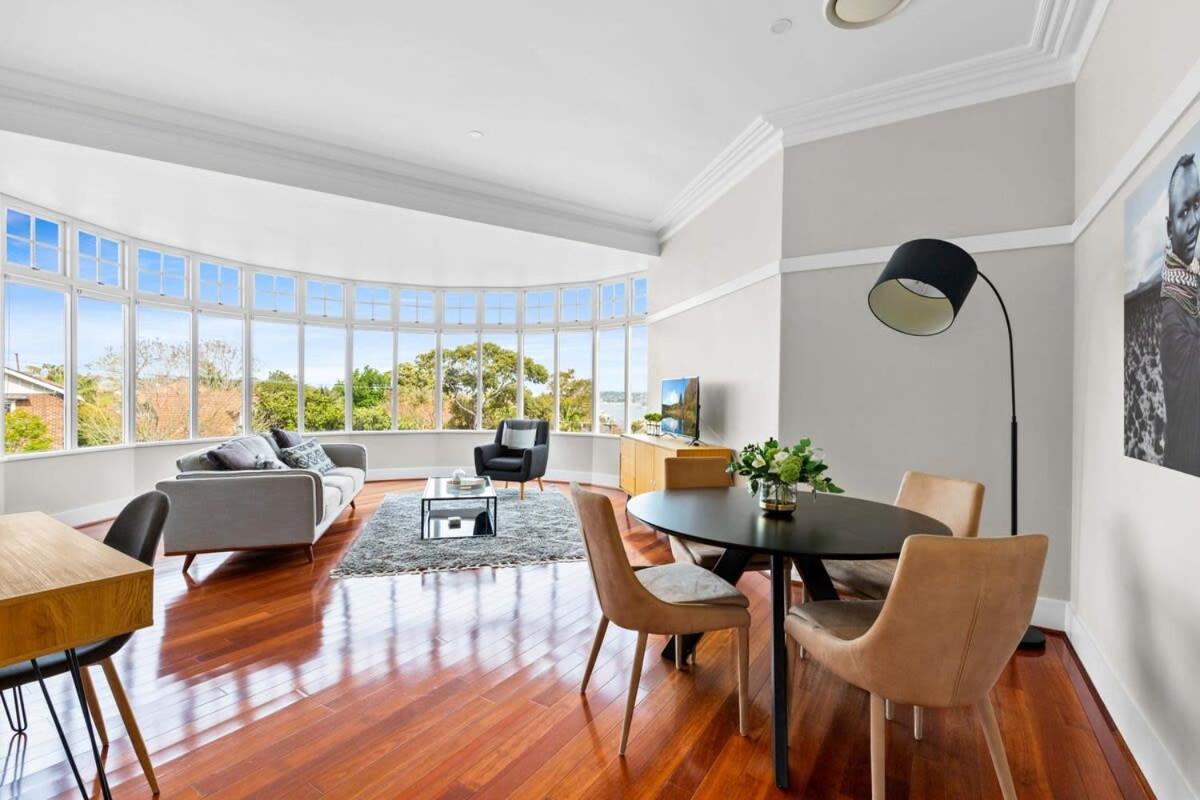 Huge Harbour View Apartment In Historic Home Sydney Eksteriør bilde